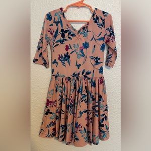 NWOT Girls Dot Dot Smile Dress